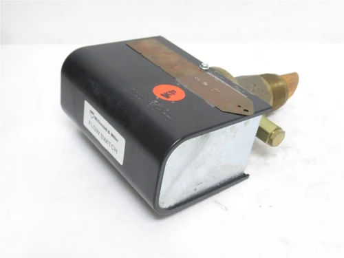 McDonnell/Miller FS7-4; Paddle Actuated Flow Switch; 1-1/4NPT