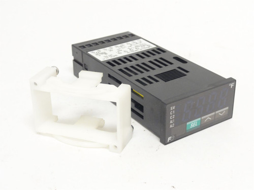 Fuji PXR3-SAA1-4V0A1; Temperature Controller; 100-240VAC