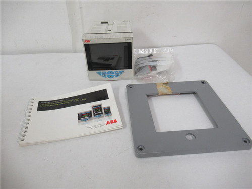 ABB CM30/000SE0/STD; Process Controller 1/8 Din Basic Version