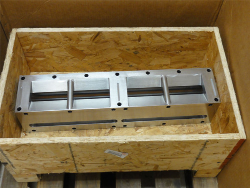 Formax D31028065071D; Manifold SST; H/C Plate