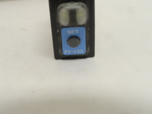 Keyence PZ-V33; Square Photo Sensor; 12-24VDC; M12 Connector