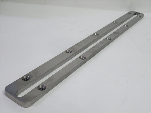 Formax 039507D; Filler Slot; 0.75" Straight Wide