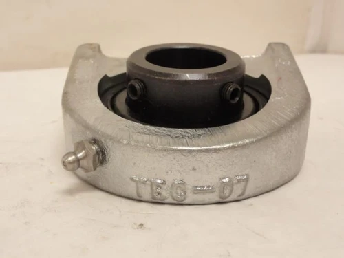 MB UCPA207-20NP; Pillow Block Beaing; 1-1/4"ID; Tapped Base