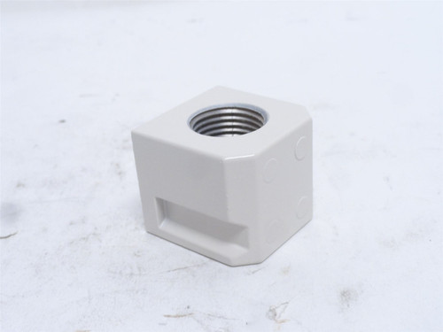 SMC E400-N04-A; Pipe Adapter; Size: 1/2" x 1/2NPT