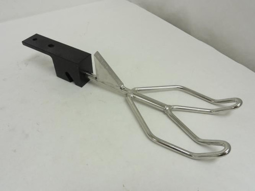 MFG- UHMW N010; Leg Quarter Swivle Shackle; 15" OL