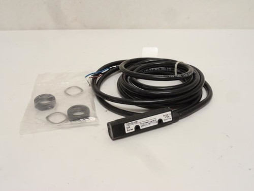 Cutler-Hammer E58CAL18T110C2; Photo Sensor; 10-30VDC; 3m Wire