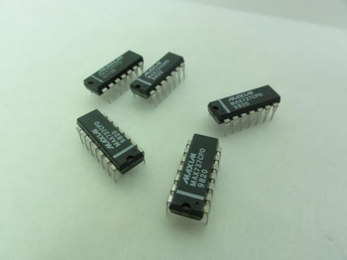 Maxim MAX737CPD; Lot-5 Voltage Regulators; 110mA; -15V