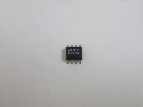 Texas Instruments UCC2804D; Lot-24 PWM Switching Controller