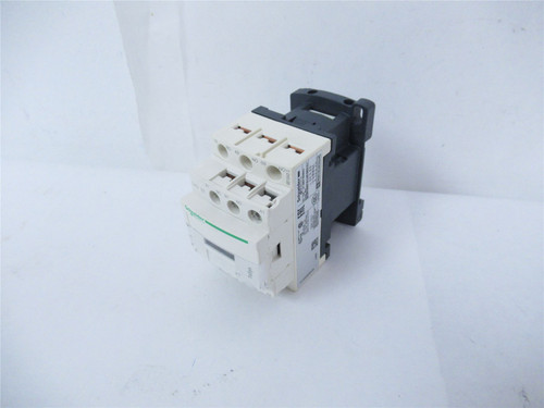 Schneider CAD32G7; Control Relay  10A; Coil: 120VAC  3NO 2NC