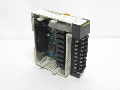 Omron CQM1-OC221; Output Module 250VAC;