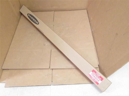 Banner SLLE40-910P8; Light Curtain Emitter 89077; 40mm Range
