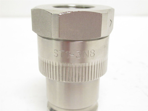 Parker S71-3N8-8EFV; Non-Spill Push-to-Connect 1/2NPT; SS-316