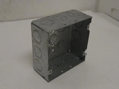 Steel City 721711/23/4E; Lot-3; Conduit Box; 4-11/16" Square