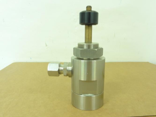 MFG- KPE015015; C02 Cylinder