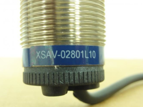 Telemecanique XSAV-02801L10; Inductive Prox. Sensor;24-240V