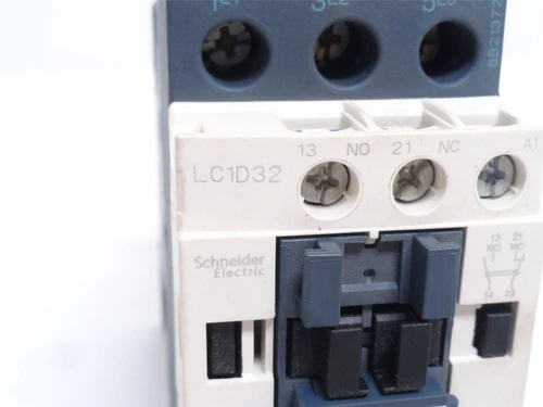 Schneider LC1D32G7; Contactor 32A; 3-Pole; 600V; Coil: 24VDC