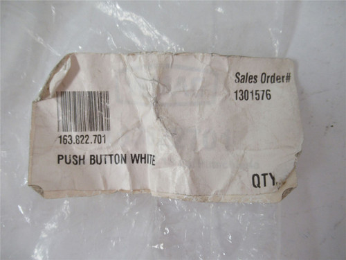 Robert Reiser 163.822.701; Pushbutton White Switch