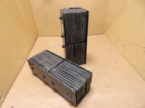 APS AP0432; Lot-2; Vertical Laminated Rubber Dock Bumper