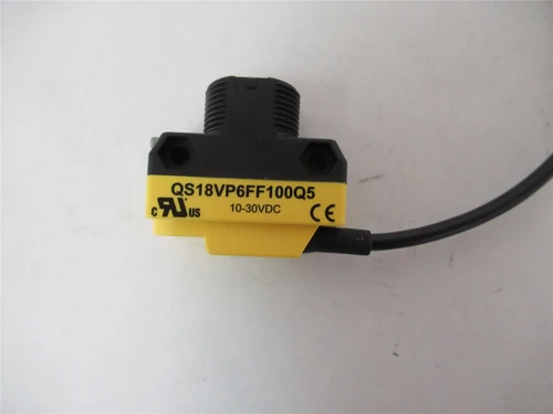 Banner QS18VP6FF100Q5; Photo Sensor 100 MM Range Cutoff