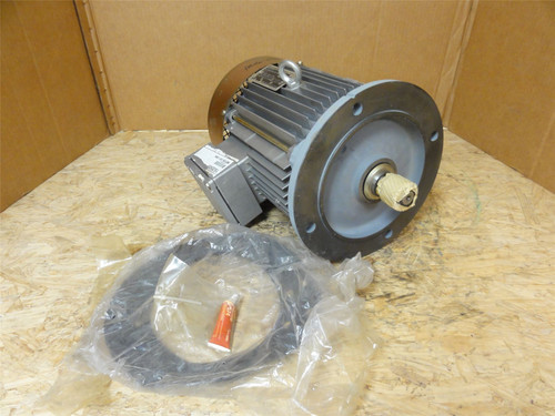 SEW DFV112M4; AC Motor; 4.4kW; 415-460V; 1720RPM; 3PH; 60HZ