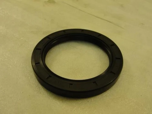 Caterpillar 2I6079; Shaft Seal 2-1/2'' ID; 3-3/8'' OD