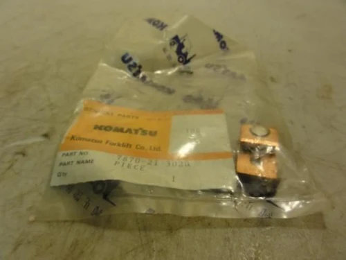 Komatsu 7870-21-3020; Piece