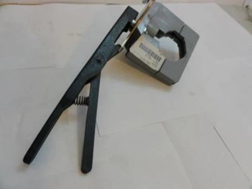 Grainger 1RLL9; Locking Handle Kit; 1" NPT; PVC