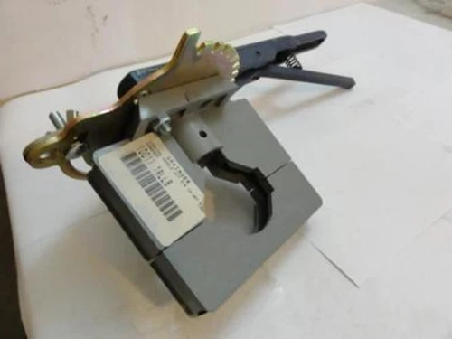 Grainger 1RLL8; Locking Handle Kit; 3/4" NPT Lever lock