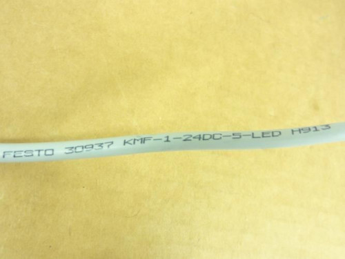 Festo KMF-1-24DC-5-LED; Plug Socket; 24V; 5M Cable