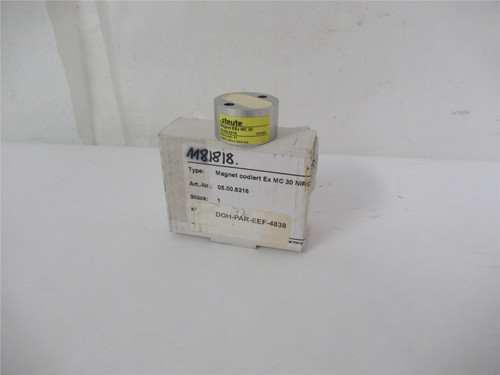 Steute 05.00.8216; Coded Actuating Magnet for Safety Sensor