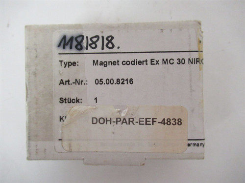 Steute 05.00.8216; Coded Actuating Magnet for Safety Sensor