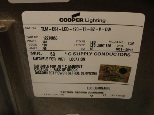 Cooper TLMC04LED120T3BZPDW; Parking LED Fixture 12276850; 120V; 0.95A