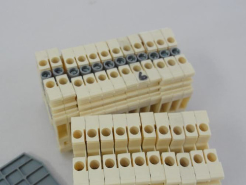ABB M4/6V.0-22; LOT-22 Terminal Block w/ 1 backplate