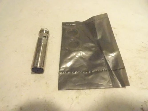 Omron E2A-M12KS04-M1-B1; Proximity Sensor; 12-24VDC; Size: M12