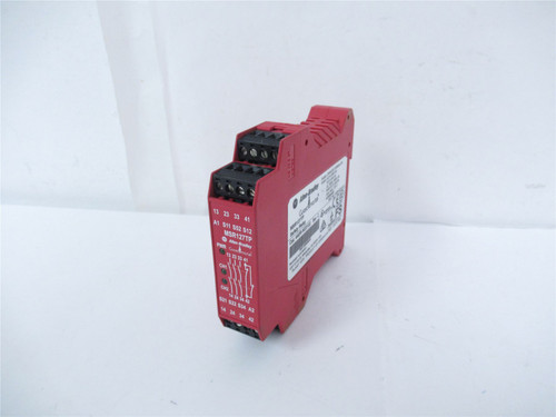 Allen-Bradley 440R-N23132; Safety Relay  24 V AC/DC