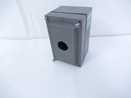 Allen-Bradley 800R-1HZ4R; PushbuttonEnclosureMissingScrew