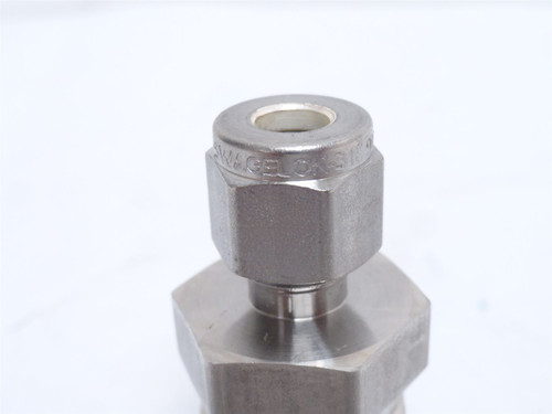 Swagelok SS-400-1-8; Adaptor; SS-316; 1/8" Tube x 1/2NPT