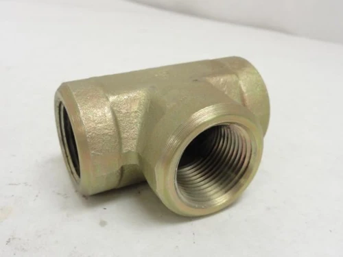 Parker 16-16-16 FT; Female Tee Fitting 1 NPT x 1 NPT x 1 NPT