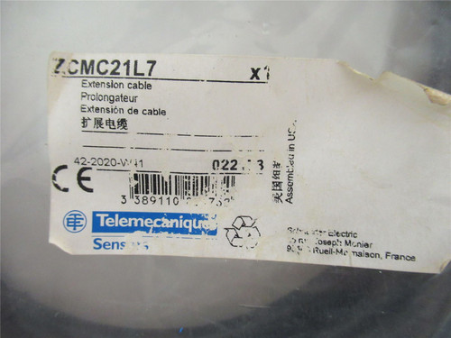 Telemecanique ZCMC21L7; Limit Switch 1NC+1NO 2 poles 7m Cable