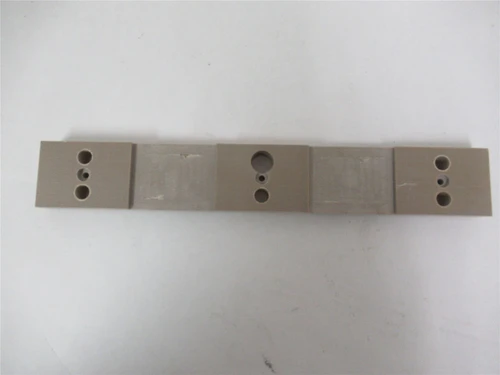 Triangle Package Co A39304; Insulator Jaw Spacer 16.5"