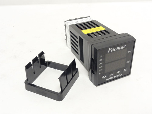 Pacmac 16C-T-S-B-00-CY-HO; Temp/Process Controller 100-250VAC