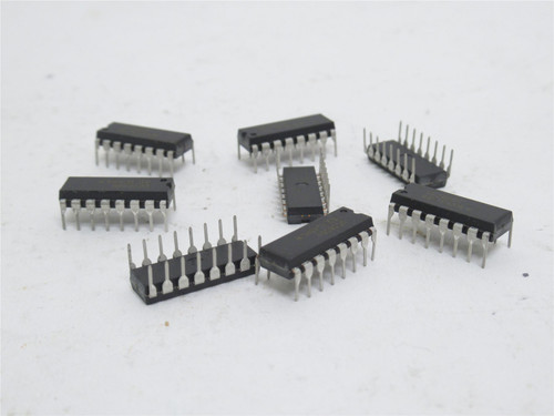 Texas Instruments UC3856N; Lot-8 Current Mode PWM Controller