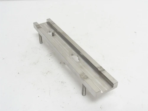 Meyn 77.70.006.400; Stainless Steel Knife Holder 7-7/8" Long