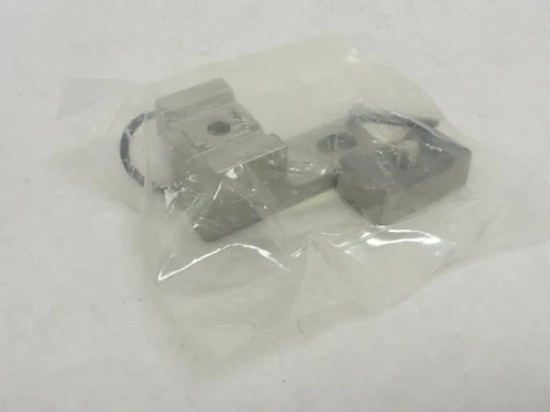 SMC Y30LM; Mounting Bracket For IS1000 Pressure Switch; L-Type
