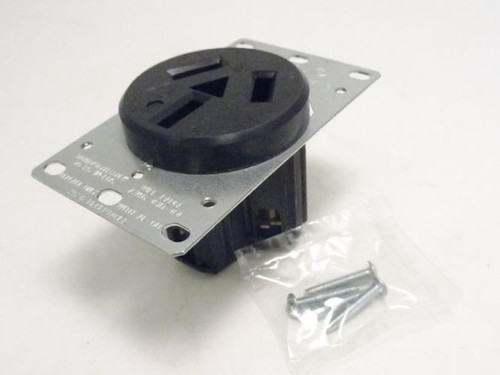 Leviton 5206; Power Outlet; 3 Pole; 3 Wire