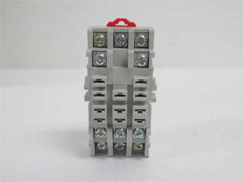 Square D 8501NR82; Relay Socket; 15A; 300V; 11-Pin