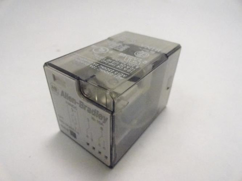 Allen-Bradley 700-HA32Z1-4; Relay 250VAC 10A; Coil 110 VDC