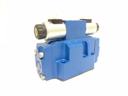 Rexroth R978023368; Directional Spool Valve; 24VDC