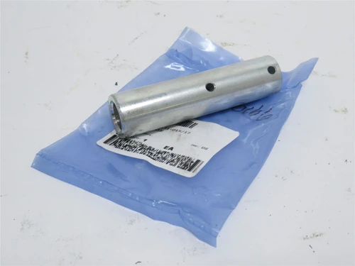 Raymond 671-015/17; C/S Axle; 1"OD x 4" Long; W/Lube Fitting