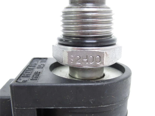 Delta SH200; On-Off Solenoid Valve; 125VAC; Pilot Operated